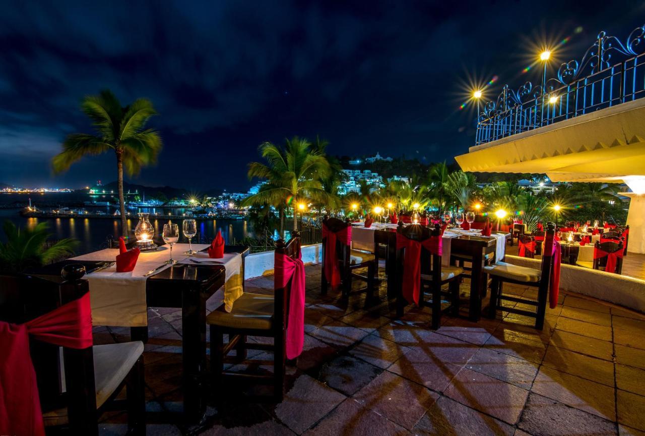 Las Hadas By Brisas Manzanillo Zewnętrze zdjęcie The restaurant at the hotel