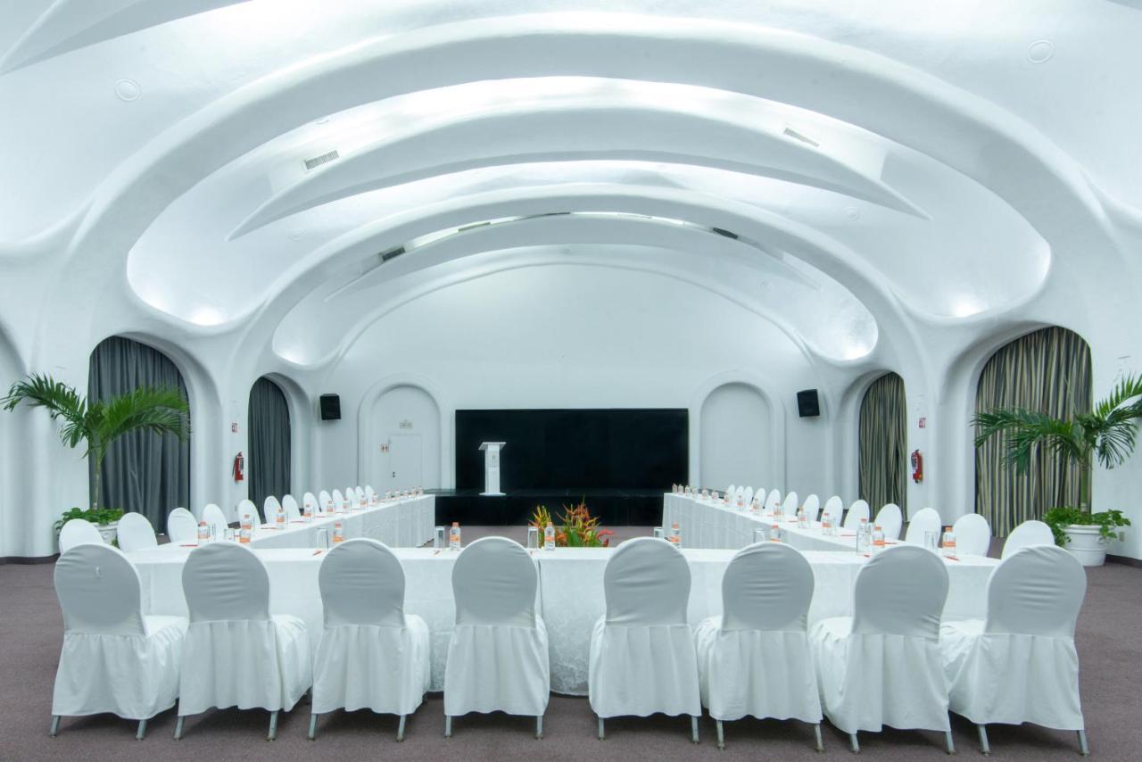 Las Hadas By Brisas Manzanillo Zewnętrze zdjęcie The ballroom
