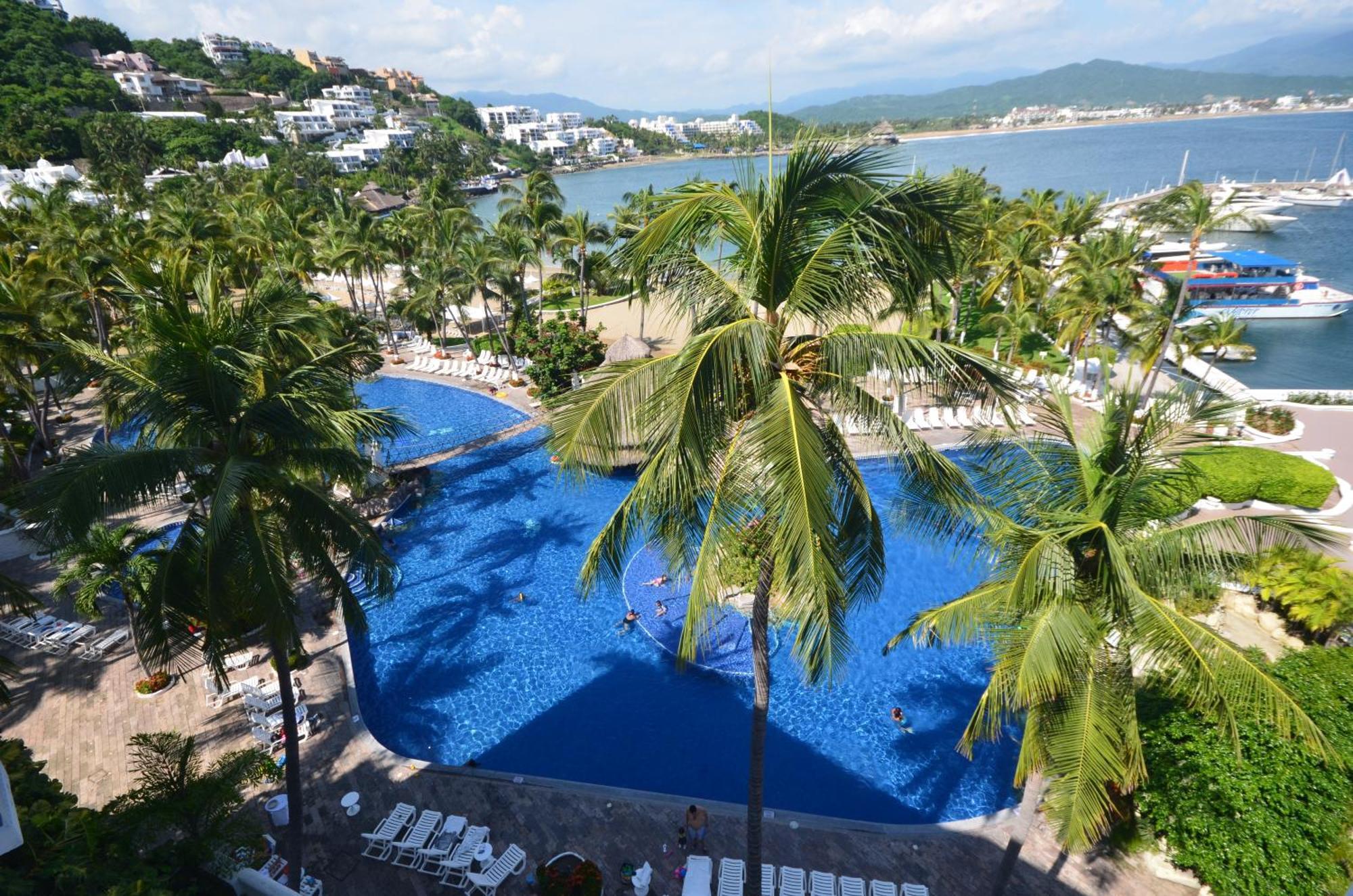 Las Hadas By Brisas Manzanillo Zewnętrze zdjęcie View of the bay
