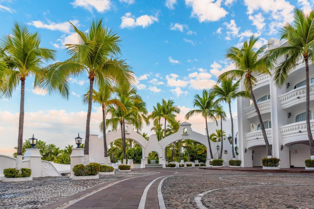 Las Hadas By Brisas Manzanillo Zewnętrze zdjęcie Entrance to the hotel